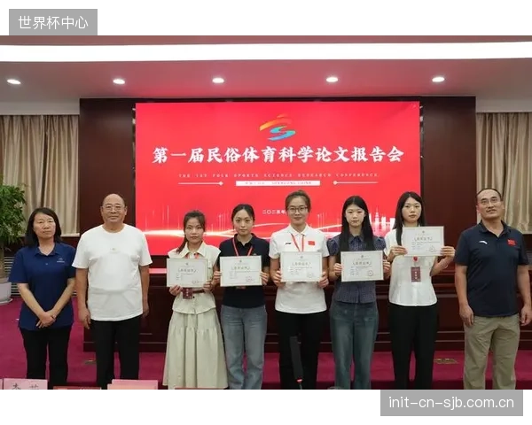 随着标准化体育赛事的普及，那些具有浓郁地方特色的传统民俗体育项目，正面临被边缘化甚至失传的风险